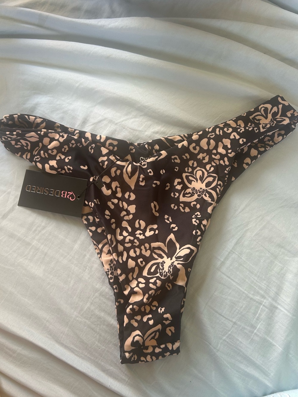 2BDESIRED bikini bottoms